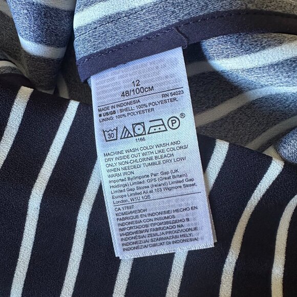 Banana Republic Wide-Leg Cropped Jumpsuit - Picture 13 of 13